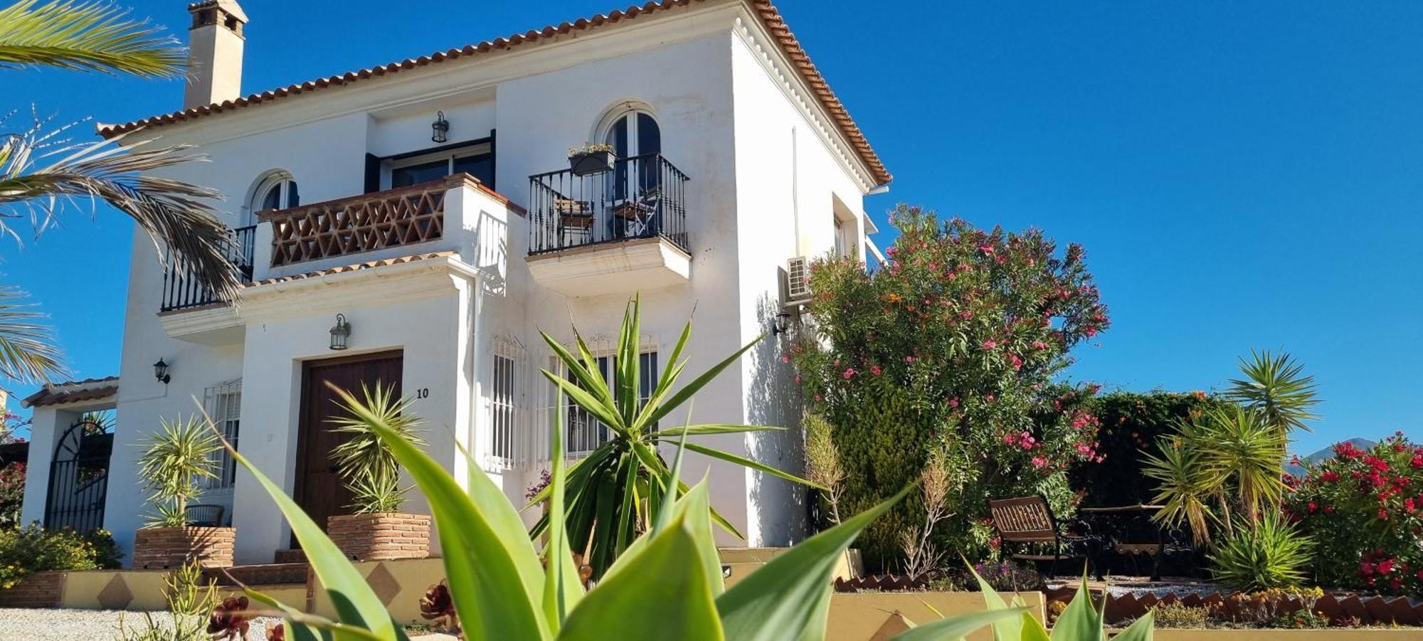La Vista Vinuela Bed and Breakfast Eksteriør billede